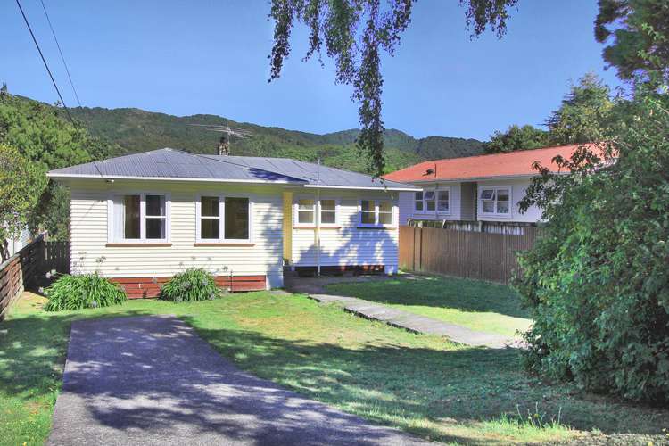 84 Coast Road Wainuiomata_14