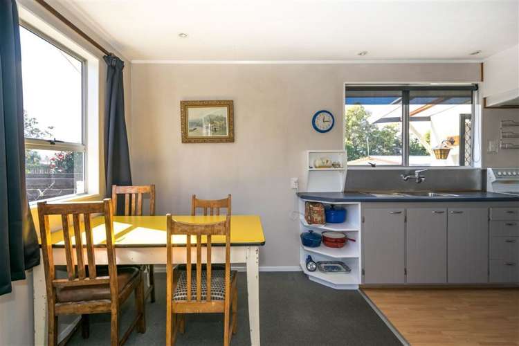 20 Rousehill Street Renwick_4