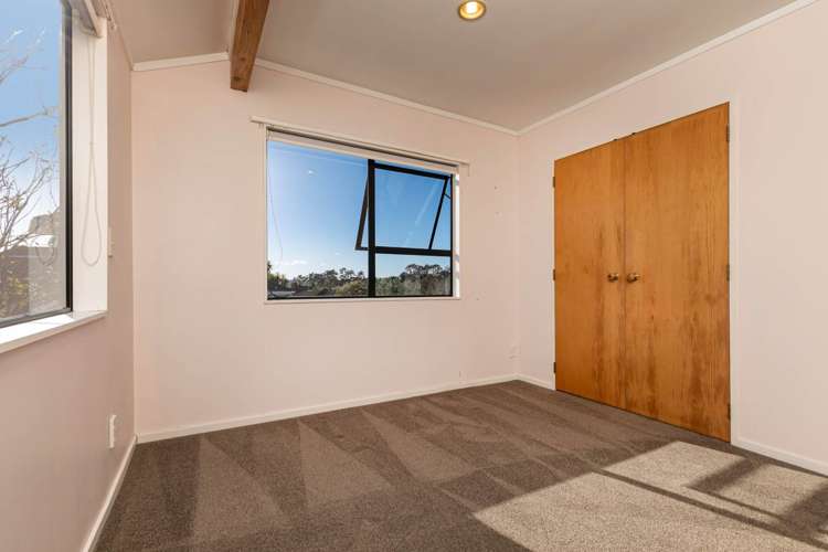 2/28 Unsworth Drive Unsworth Heights_13