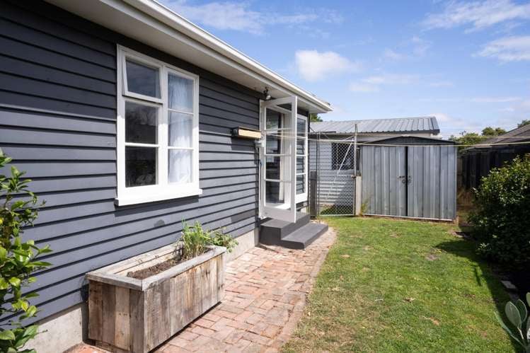 12 Goldsmith Place Waltham_25
