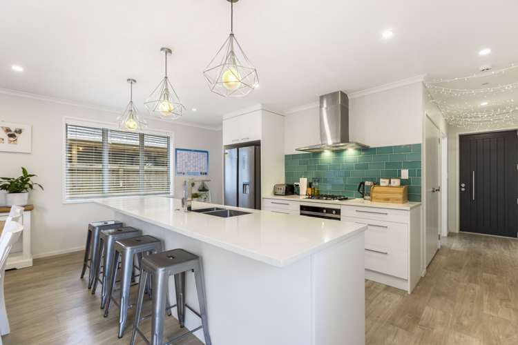 28 Waituarua Drive Takanini_5