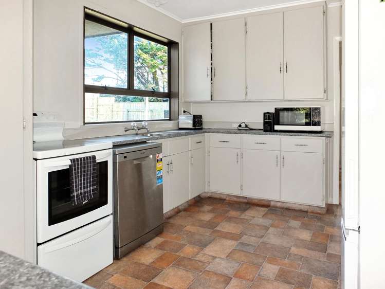 20 Mack Street Foxton Beach_6