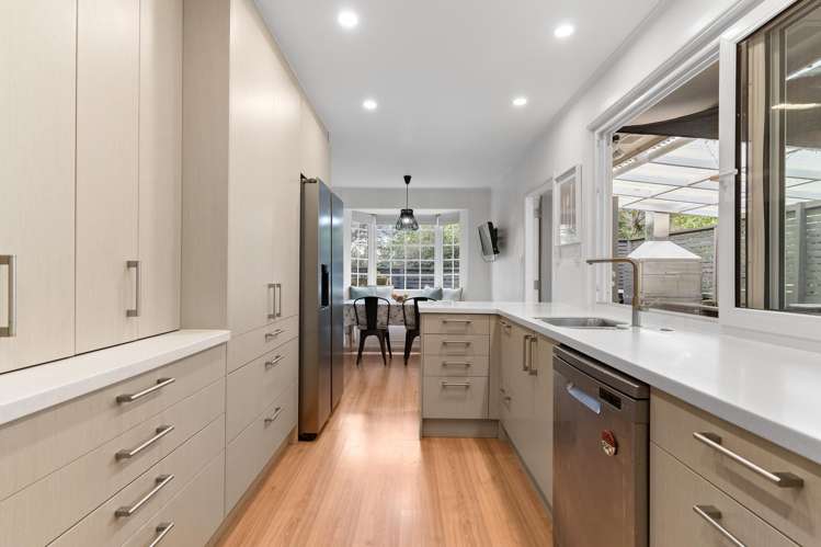 15 Taioma Crescent Te Atatu Peninsula_7