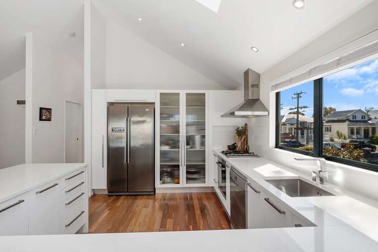 2/71 Princes Street Northcote Point_10