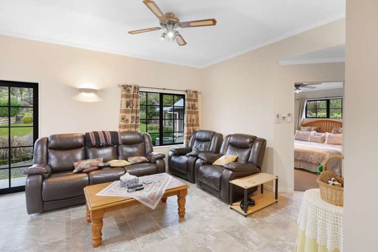 15 Scotswood Street Waikaia_13