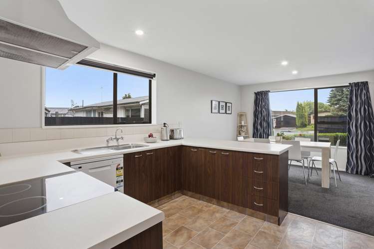 10 Bowie Drive Woodend_10