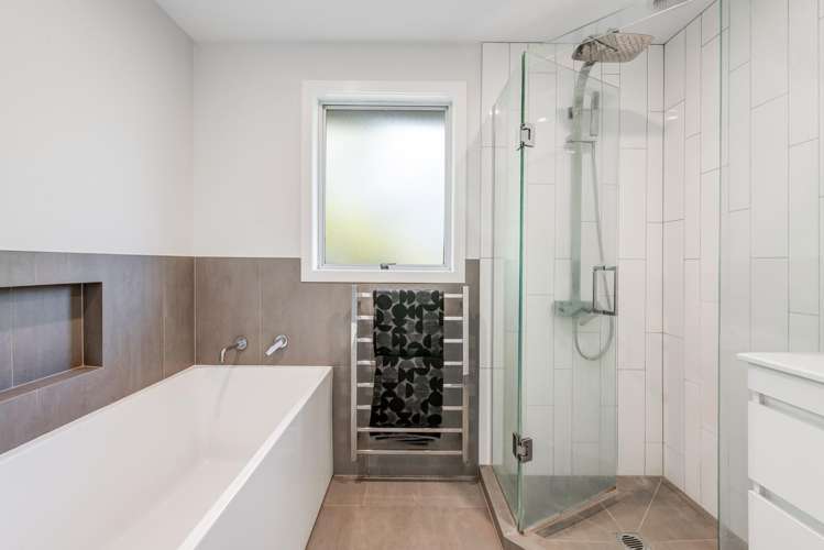 113 Weatherly Road Torbay_20