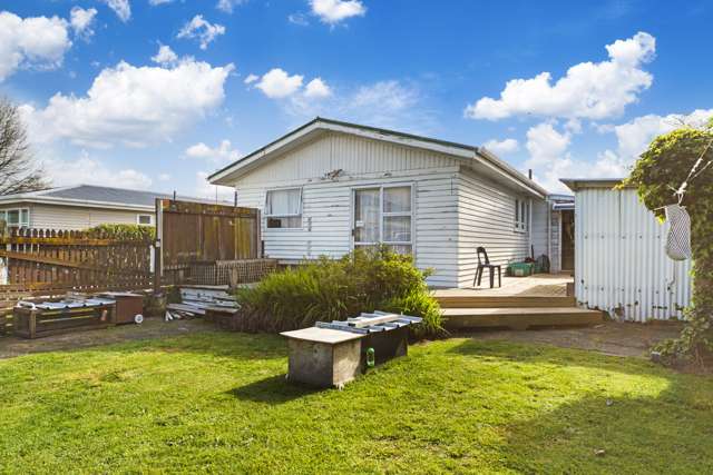 6 Tamakui Grove Turangi_2