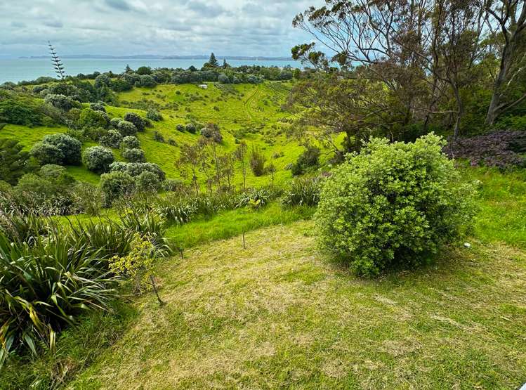 41 Ocean View Crescent Rakino Island_16