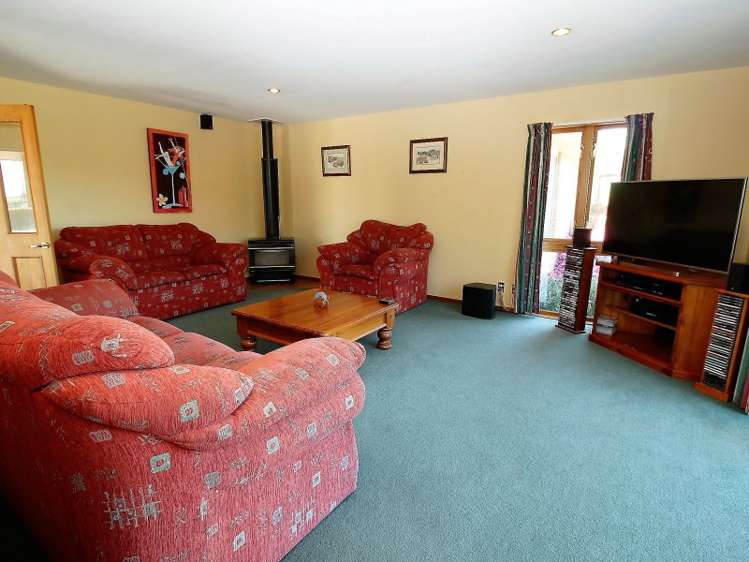 1199 Telegraph Road Darfield_5