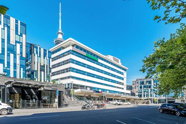 151 Victoria Street West City Centre_17