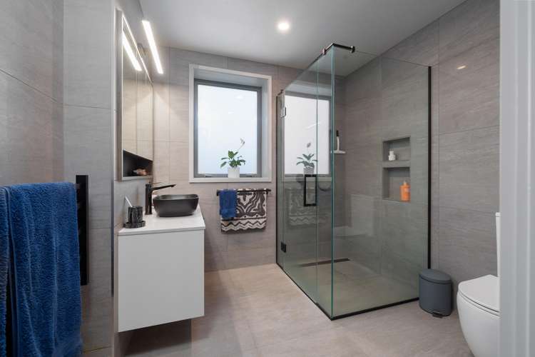 39 Blunden Road Lincoln_12