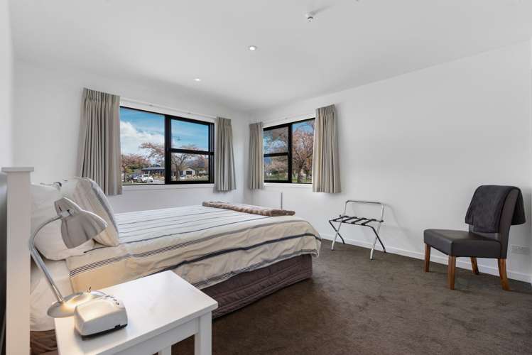 1 Woodley Place Glenorchy_15