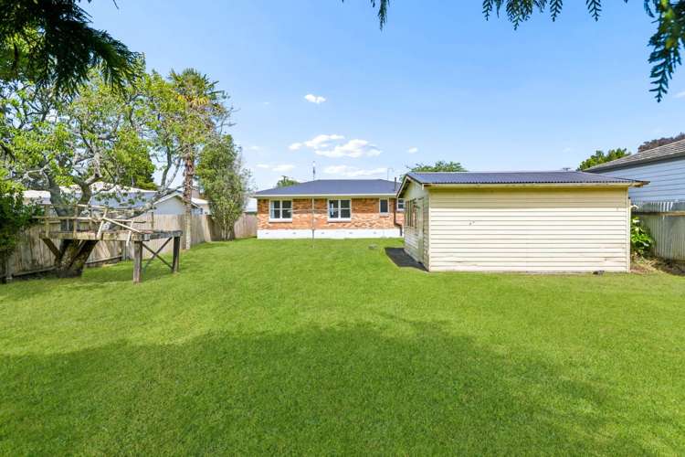 8 Braeburn Place Takanini_16