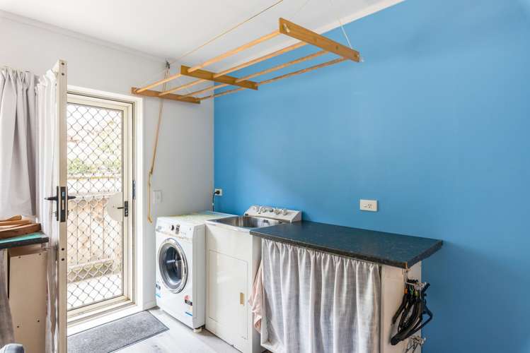 25 Villa Grove Paraparaumu_17