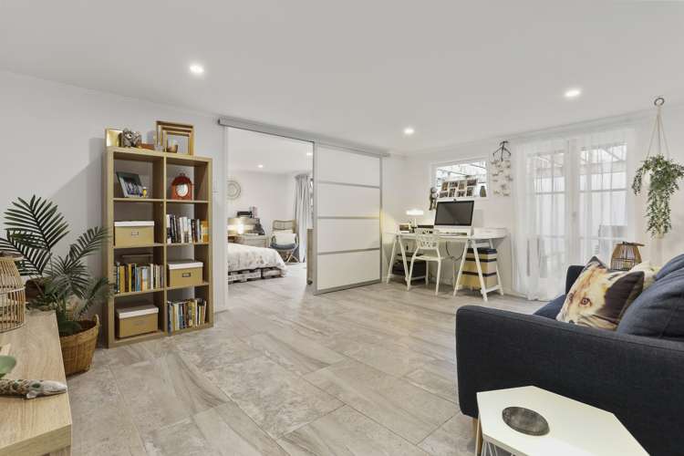 21 Lyons Avenue Murrays Bay_8