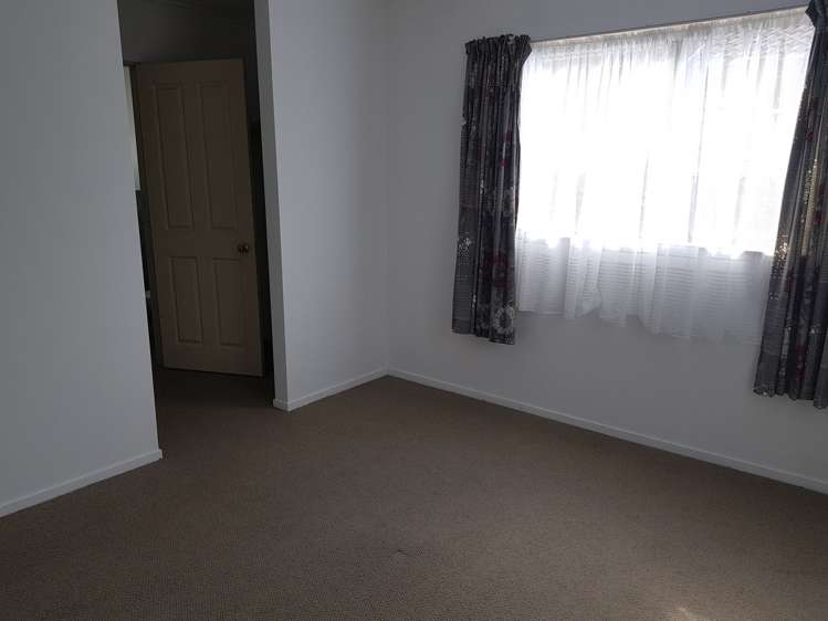 35 Basra Drive Henderson_8