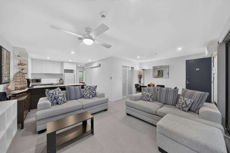 49/8 Thompson Park Road Mount Wellington_6