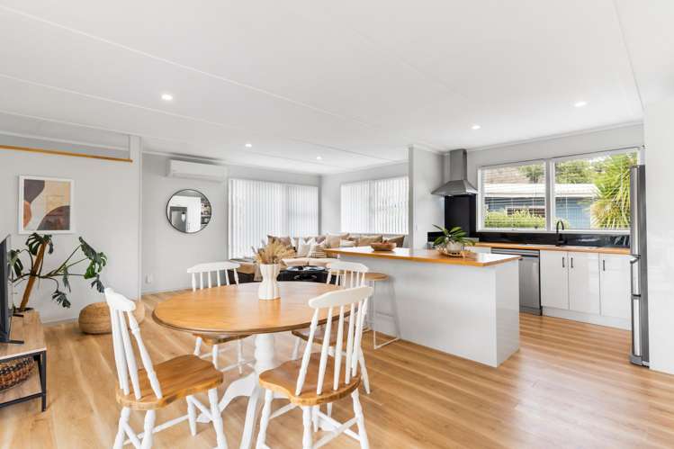 5 Maori Hut Road Red Beach_8