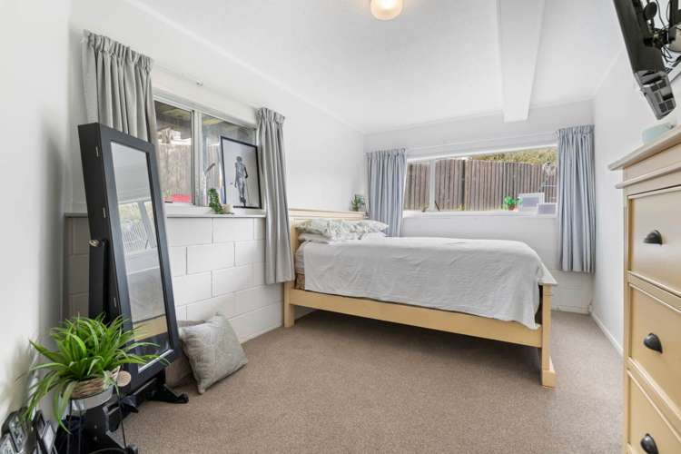 5 Cockayne Crescent Sunnynook_12