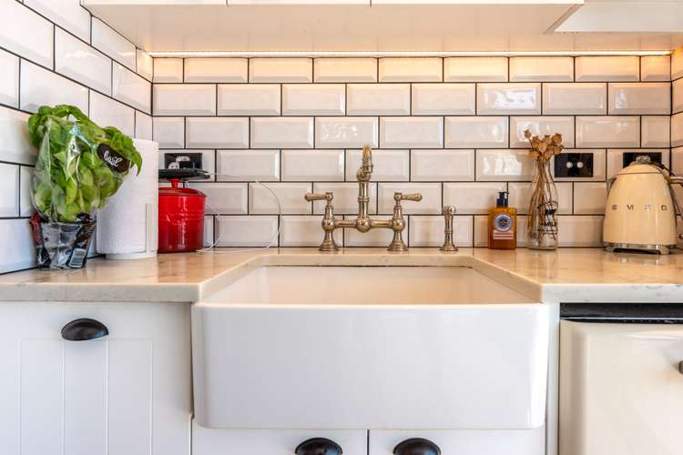 91 Queens Drive Oneroa_6