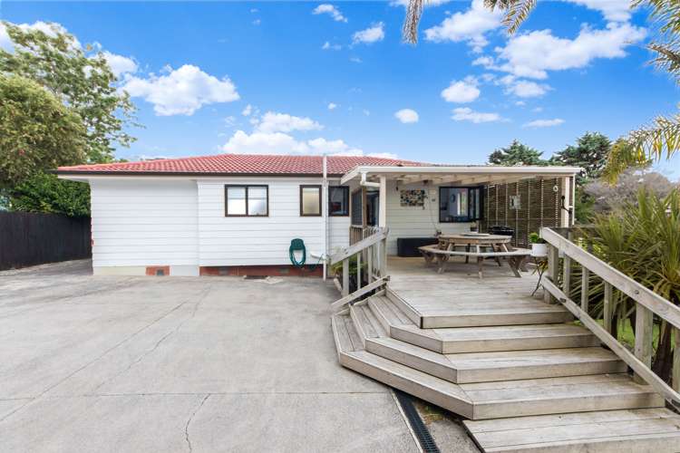 9 Panzic Place Glen Eden_6