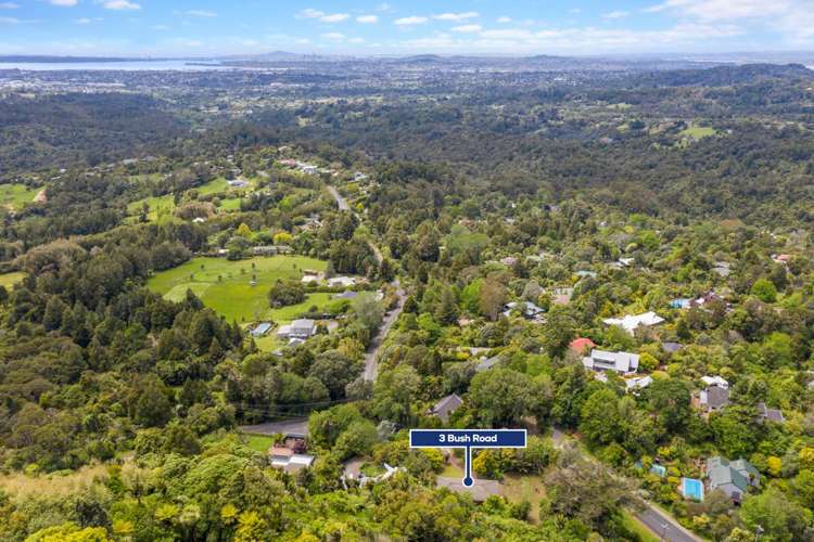 3 Bush Road Waiatarua_13