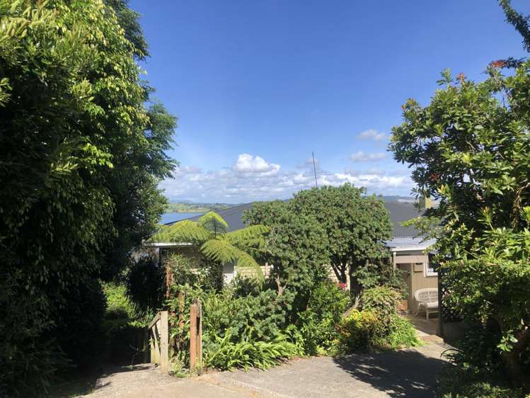 47 Weir Crescent Onerahi_2