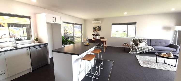 12 Harlock Pl Huntly_10