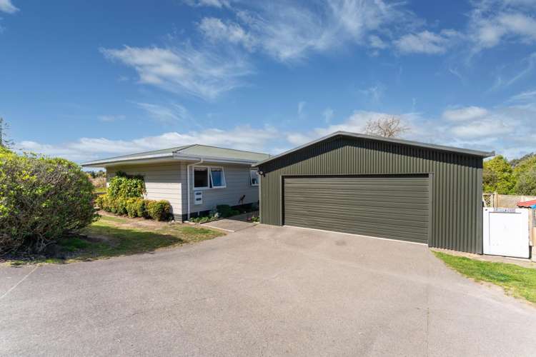 2/181 Mapara Road Acacia Bay_11
