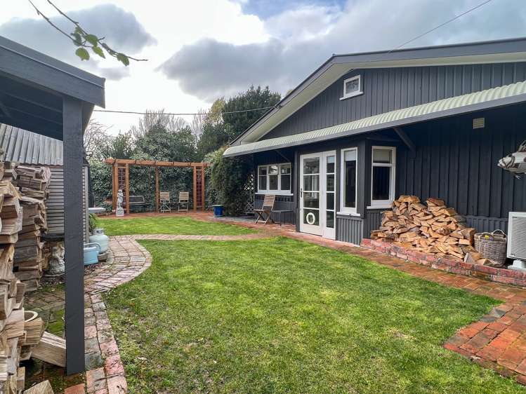 64 Victoria Street Carterton_20