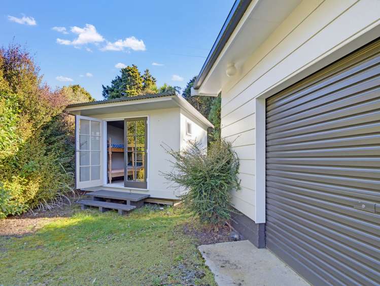 14 Wilson Road Pounawea_15