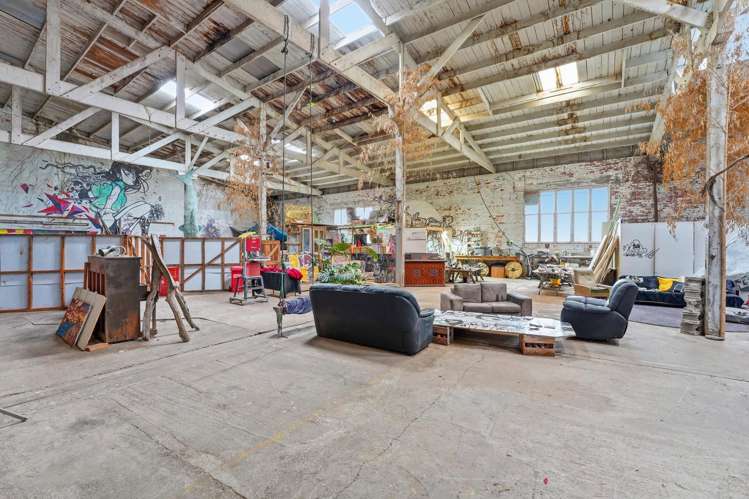 42 Bedford Avenue Gonville_10