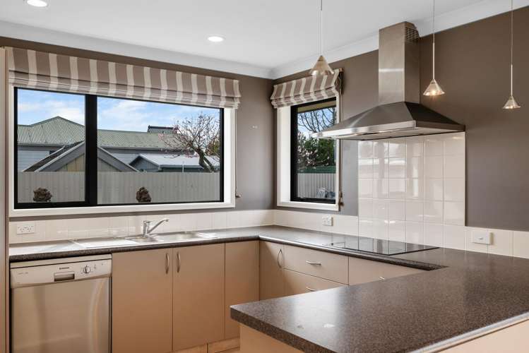 5a Robalan Place Redwoodtown_6