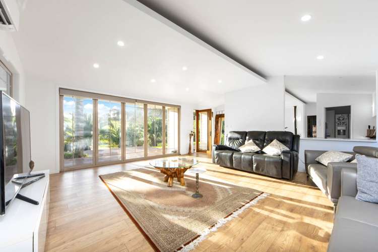 45 Tawa Road Kumeu_13