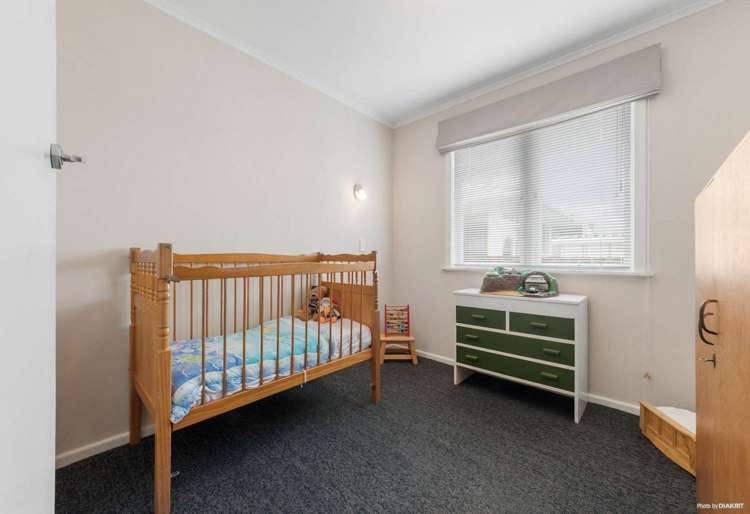 6 Woodford Avenue Henderson_7