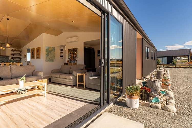 1 Tussock Crescent Twizel_9