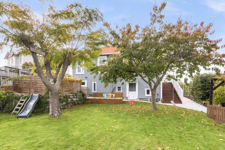3 Cobden Lane Bluff Hill_18