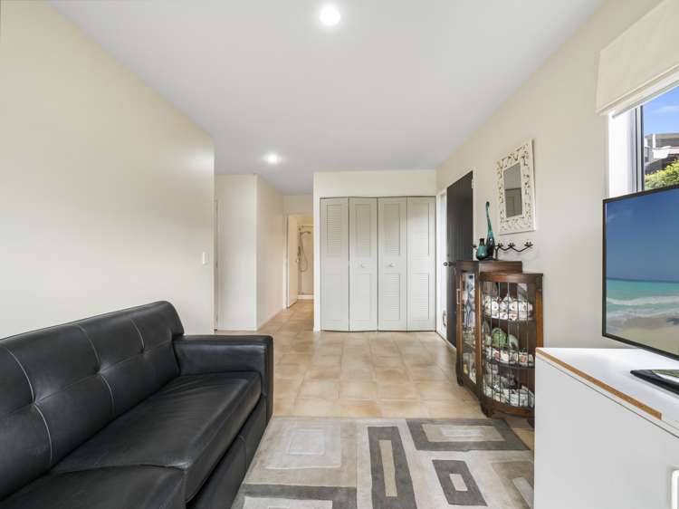 1 Matua Way Matua_16