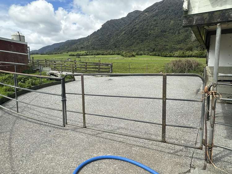 2115 Whataroa Highway Whataroa_6