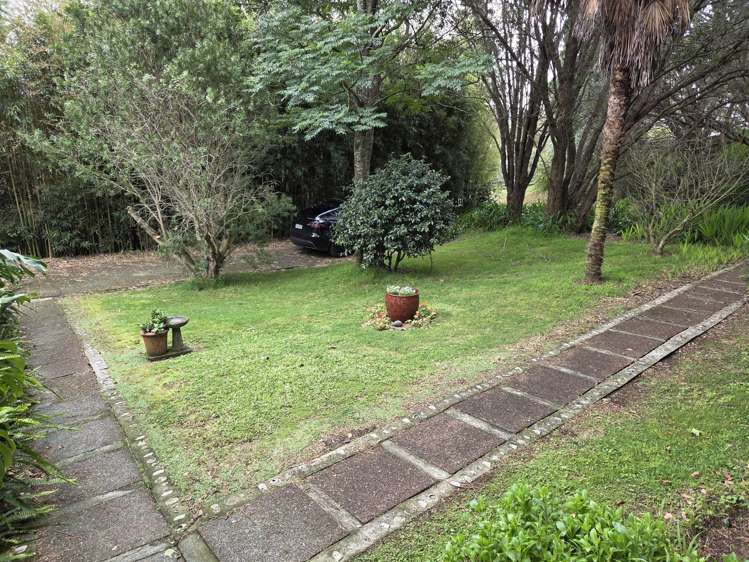 11 Muritai Road Ostend_17