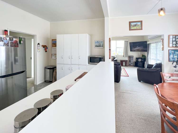 2 Davidson Crescent Pahiatua_10