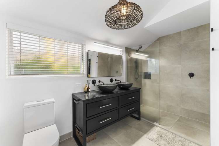 2/199 Papamoa Beach Road Papamoa_14