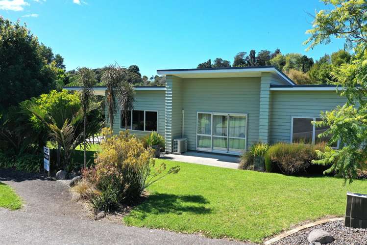 1 Pukeko Way_0