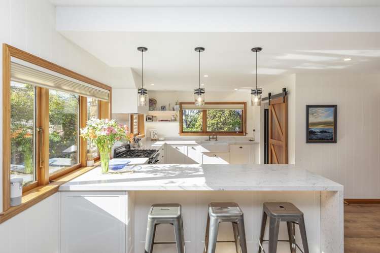 313 Plaskett Road Fernside_11