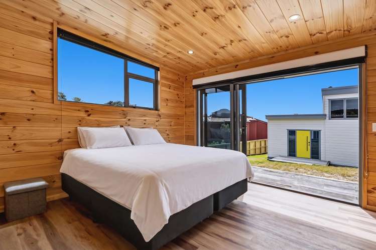 324 and 326 Tangiora Avenue Whangapoua_21