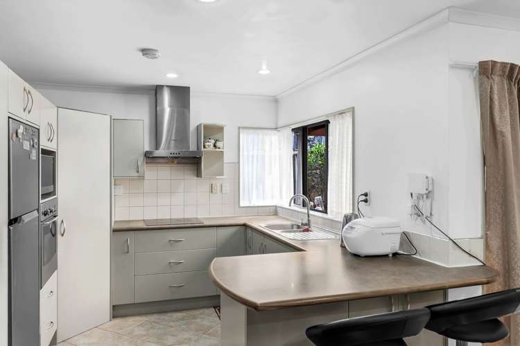 30 Broadhurst Road Flat Bush_10