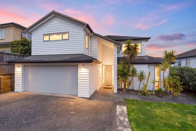 BIG Luxury Family Living in RANGI ZONE