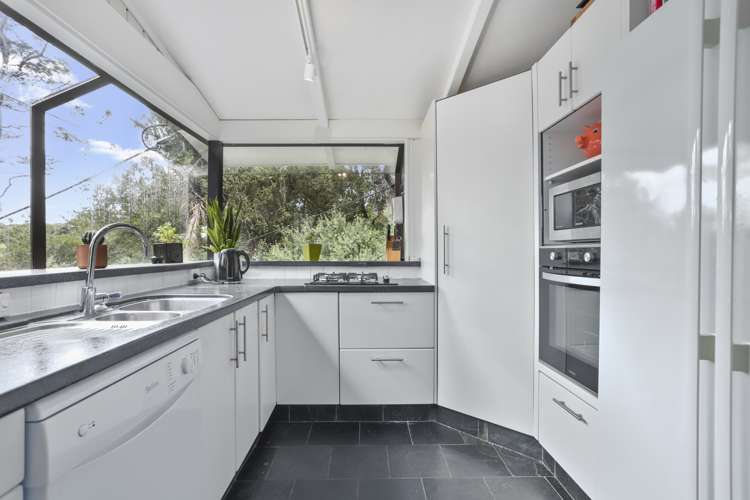 185 Laingholm Drive Laingholm_12