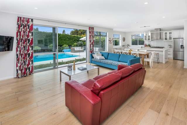 4 Oceania Place Mellons Bay_3